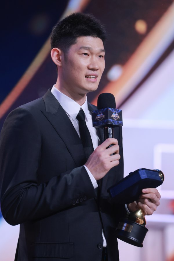 顺应网 胡金秋：为中国篮球拼尽全力 希望中国篮球越来越好