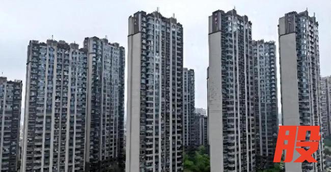 高层住宅迎来“塌房”时刻 流动性危机显现