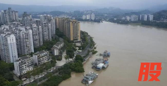 高层住宅迎来“塌房”时刻 流动性危机显现